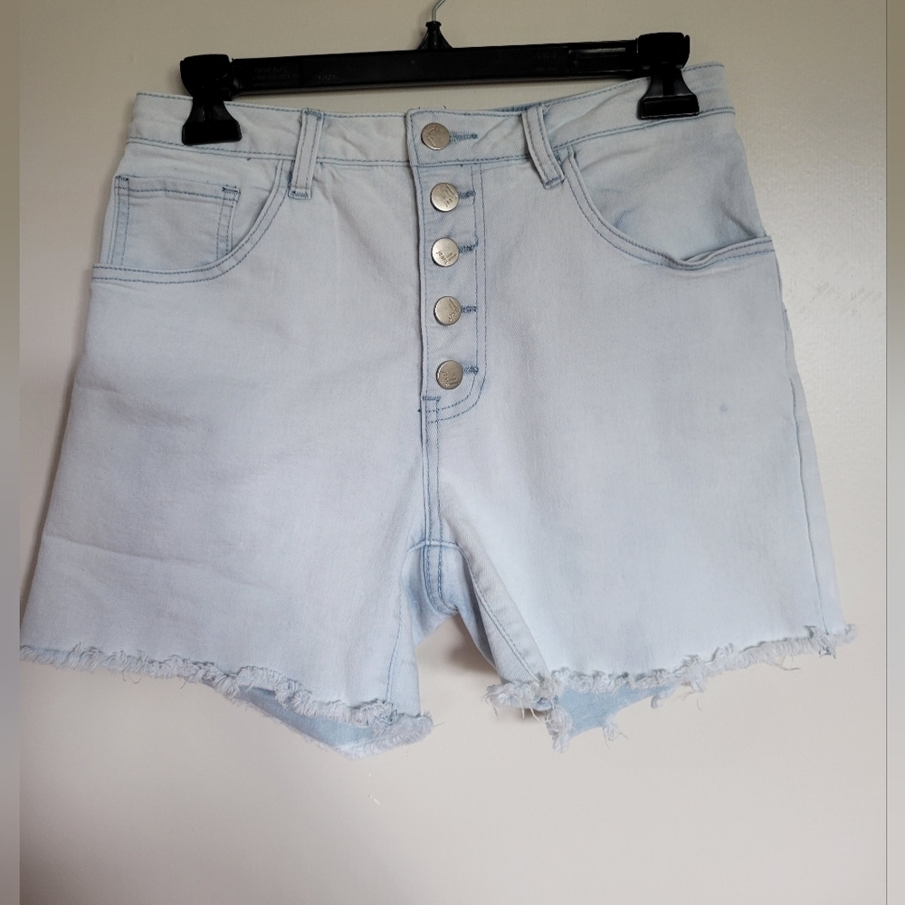 Crazy Train Light Wash Denim Shorts Size Medium